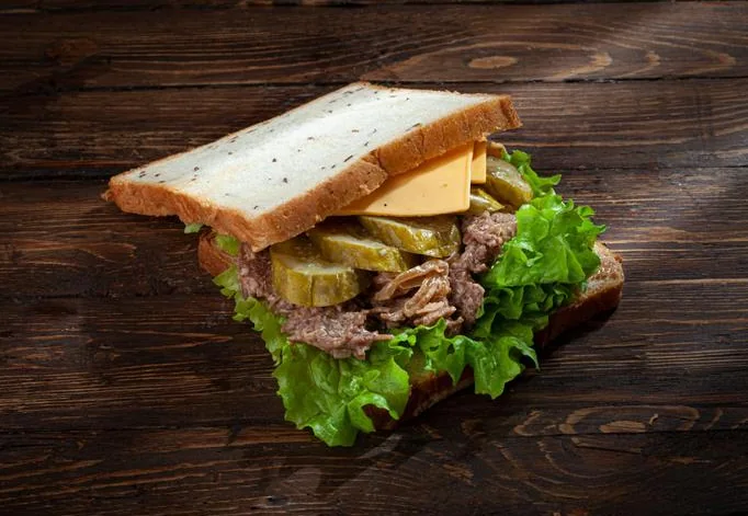 SANDWICH BEEF & DOUBLE CHEDDAR CHEESE #12, Су-шеф